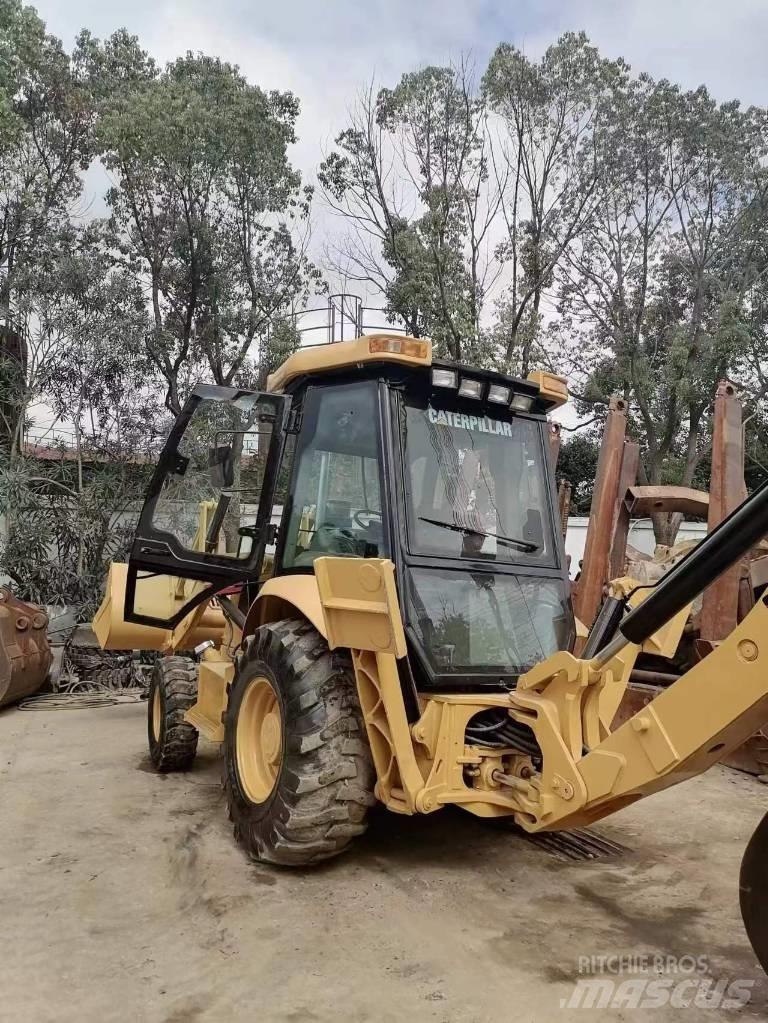 CAT 420 F Товарач със заден ексватор