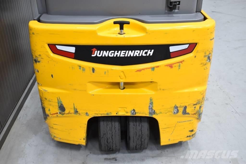 Jungheinrich EFG218 Електрически вилични кари-повдигачи