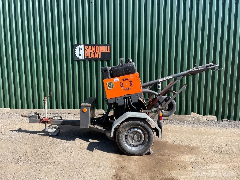 Mecalac MBR 71 Еднобарабанни ролки
