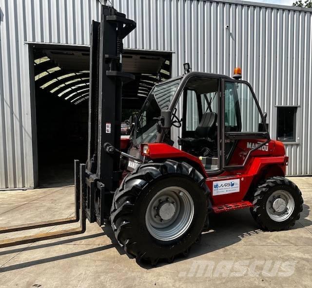 Manitou M 30.4 Камиони за херавни местности