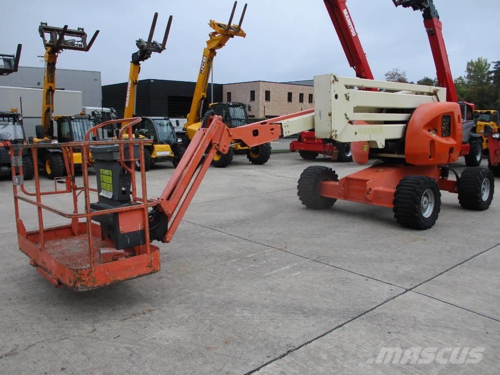 JLG 510 AJ (271) Компактни самоходни стрелови подемници
