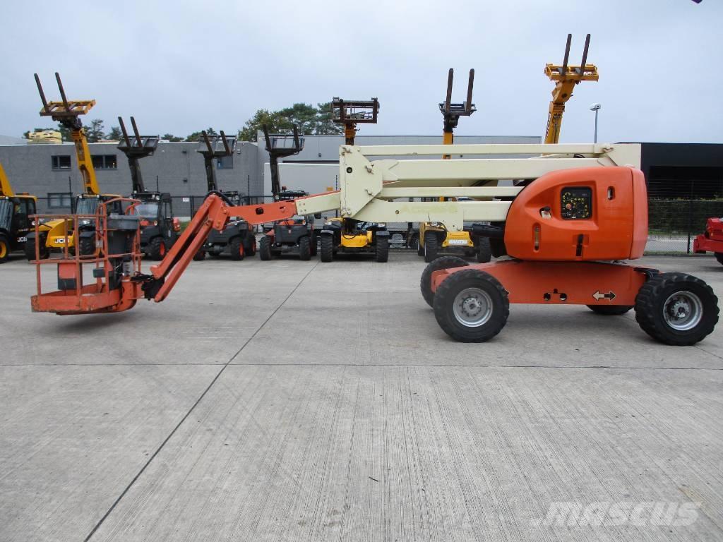 JLG 510 AJ (271) Компактни самоходни стрелови подемници

