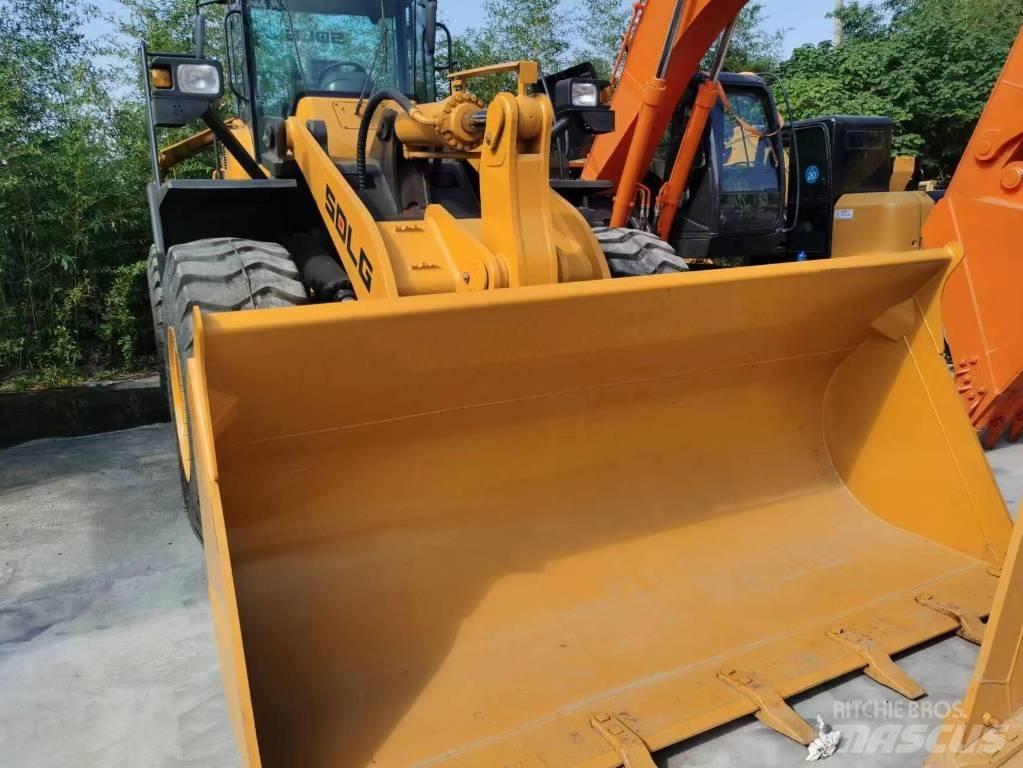 SDLG 956L Колесни товарачи