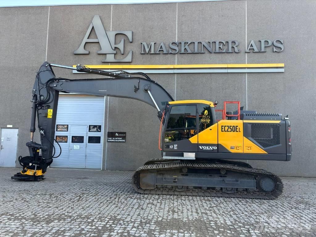 Volvo EC 250 EL Верижен екскаватор