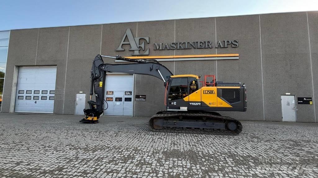 Volvo EC 250 EL Верижен екскаватор