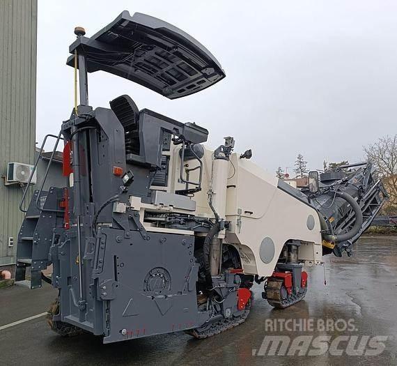 Wirtgen W100 Fi Машини за бетонов камък
