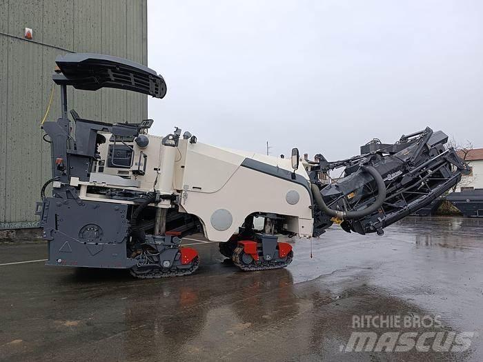 Wirtgen W100 Fi Машини за бетонов камък
