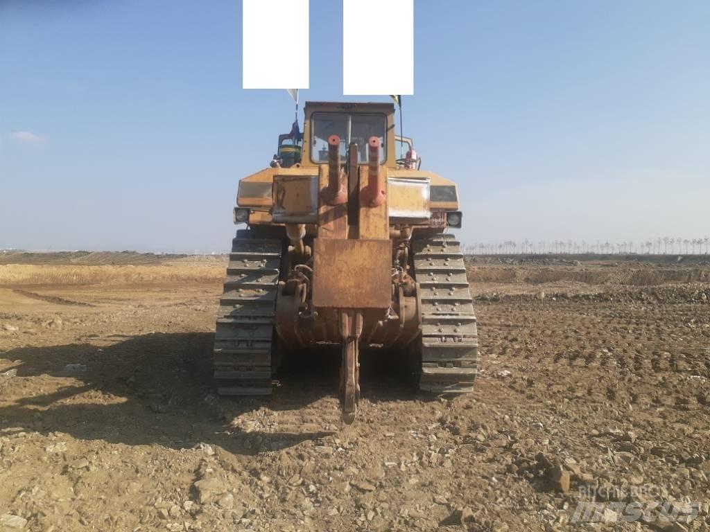 CAT D 9 N Верижни булдозери
