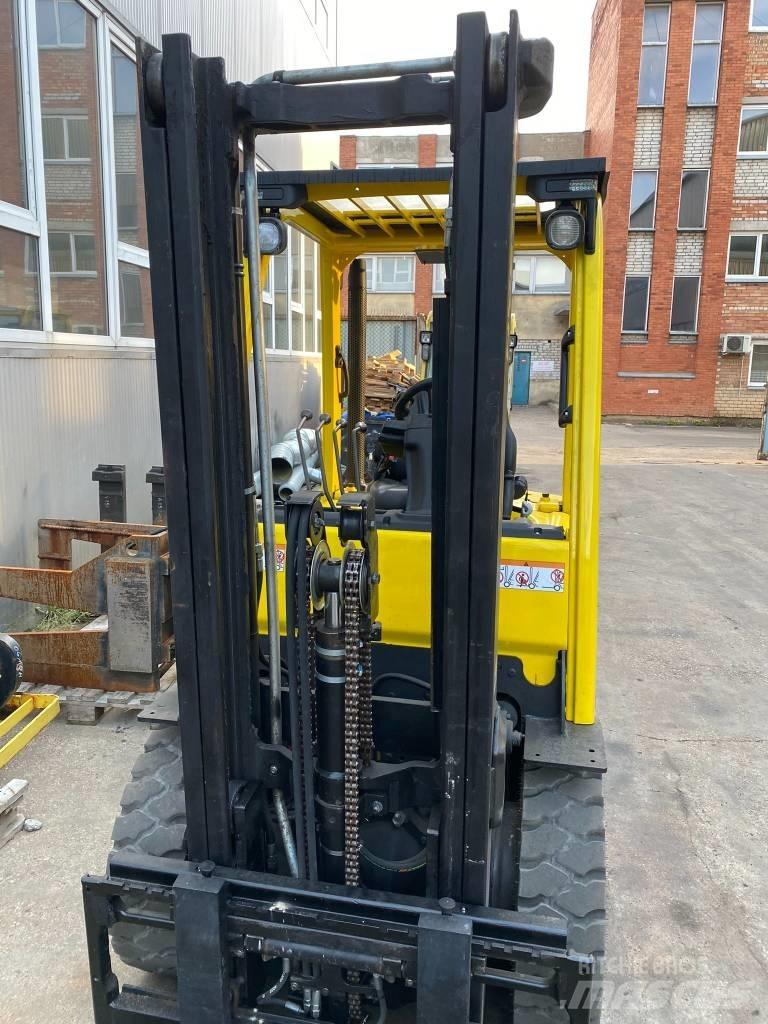 Hyster H2.50FT Дизелови камиони