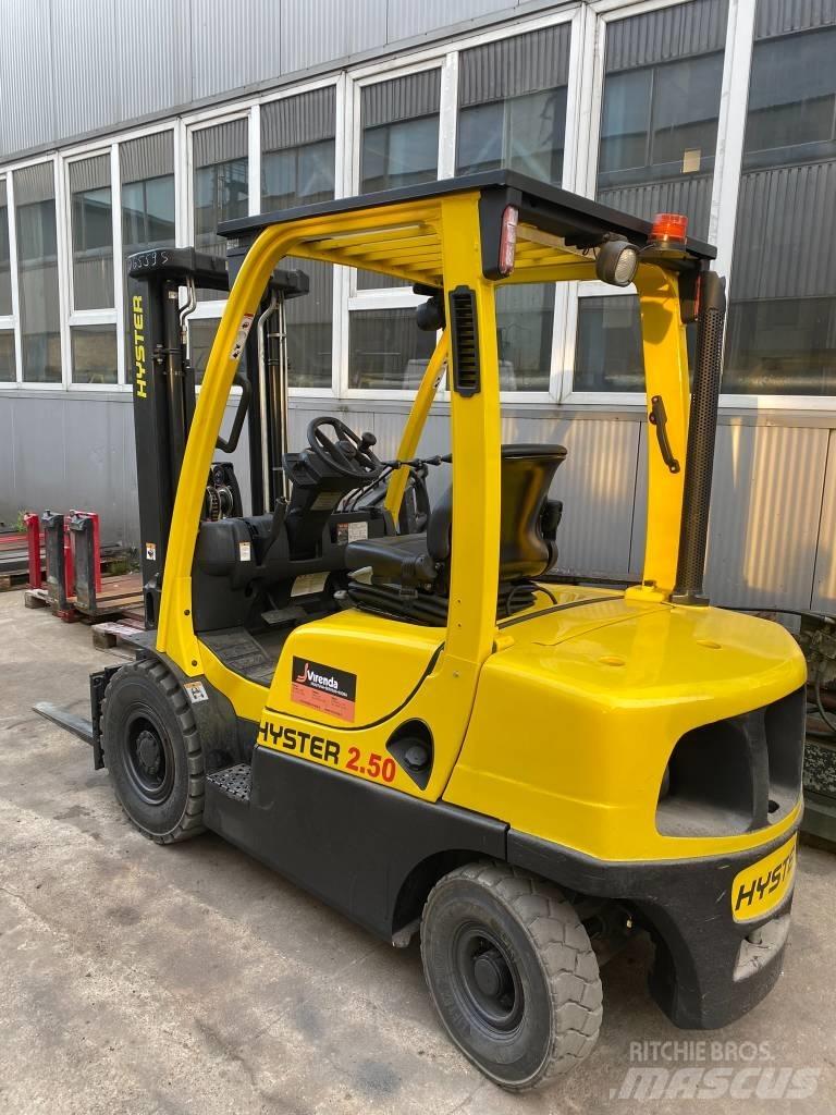 Hyster H2.50FT Дизелови камиони