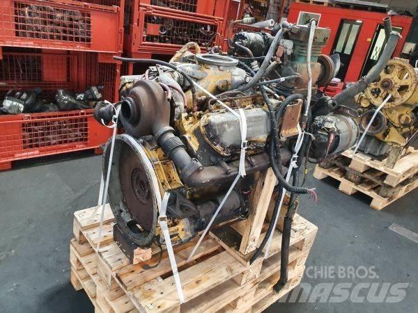 CAT 3208T Двигатели