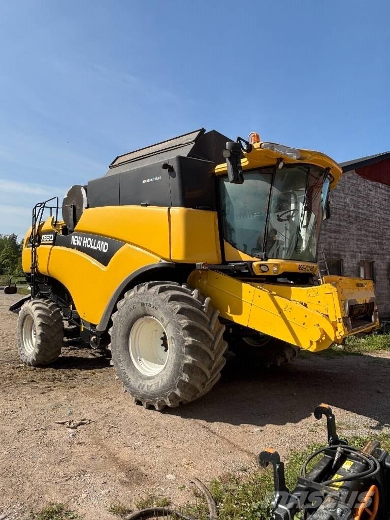 New Holland CX 860 Комбайни