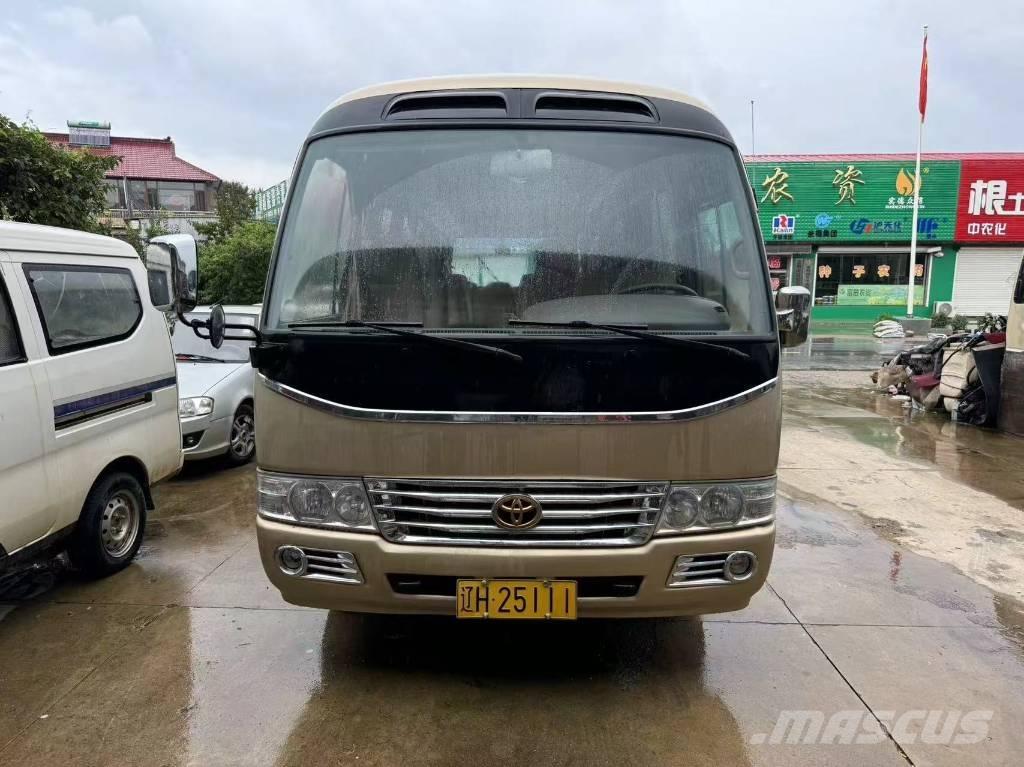 Toyota Coaster Bus Мини бусове