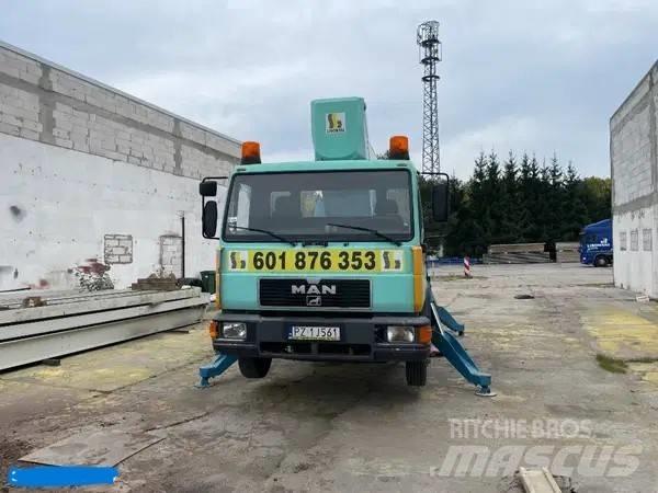 Wumag WT300 Моторизирани платформи с талига