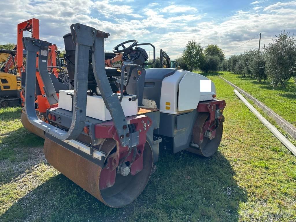 Dynapac CC 1300 Двойни барабанни ролки
