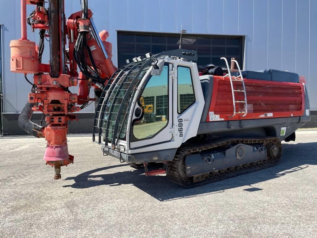 Sandvik DI 600 Апаратура за повърхностна редова сеидба