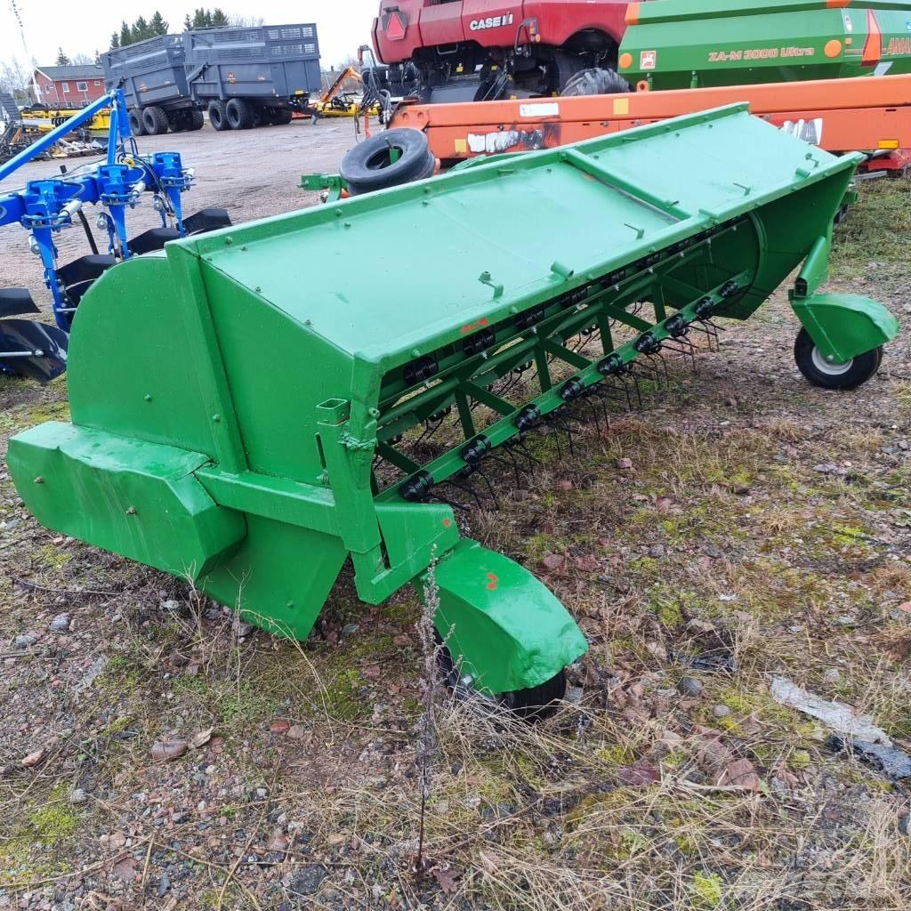  Strängluftare 3m Гребла и сенообръщачки