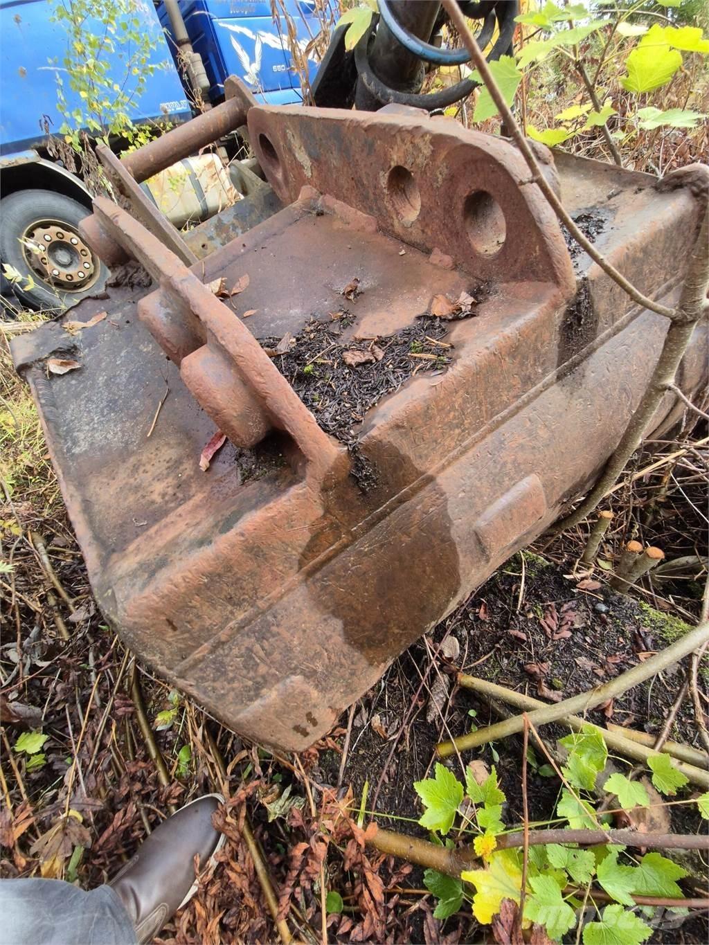  Kuokkakauha 700mm Кофи