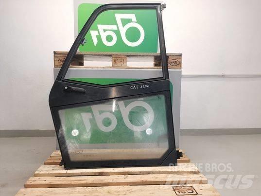 CAT TH337C door Кабина