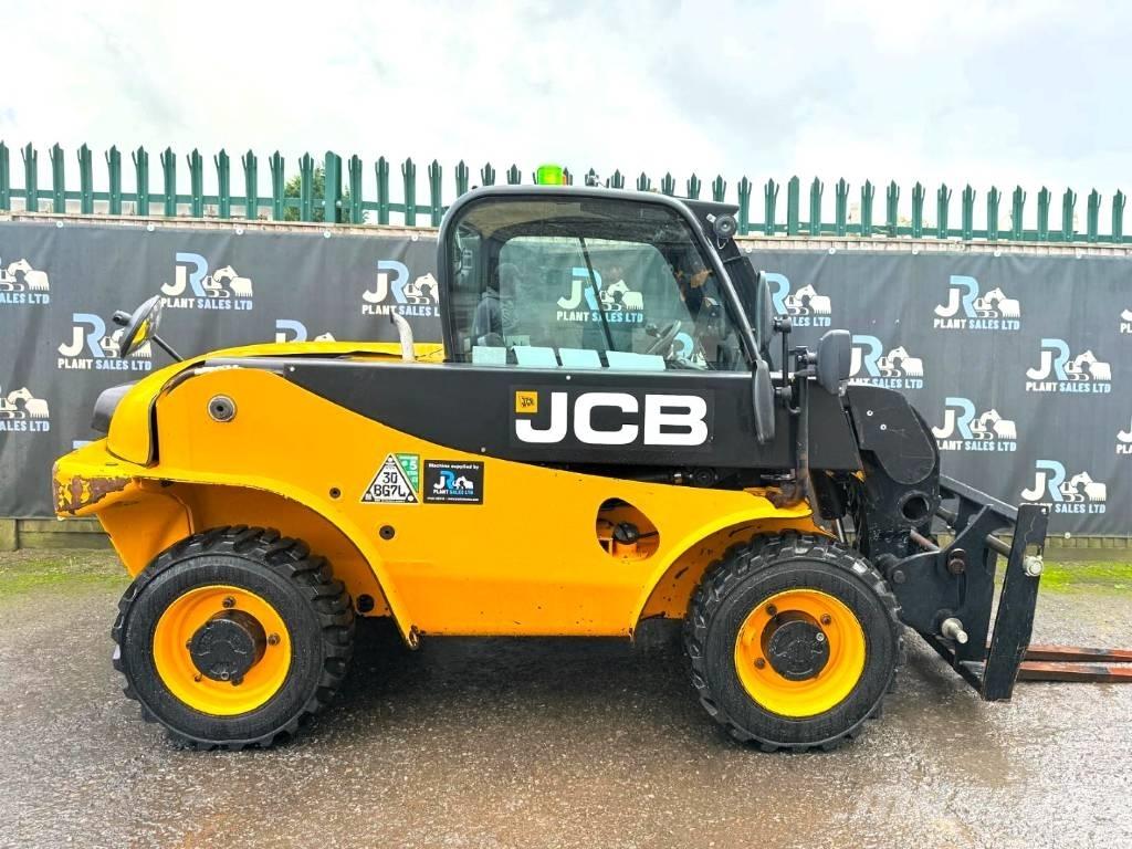 JCB 520-40 Телескопични товарачи