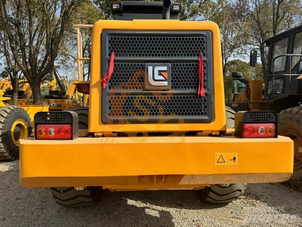 LiuGong 856 Колесни товарачи