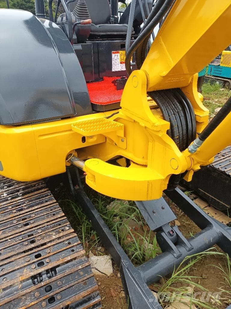 Komatsu PC 40 Верижен екскаватор