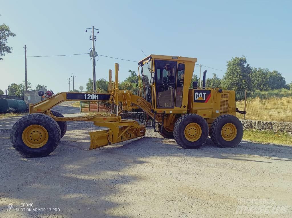 CAT 120 H Грейдери