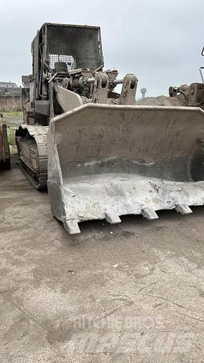 CAT 973D - Колесни товарачи