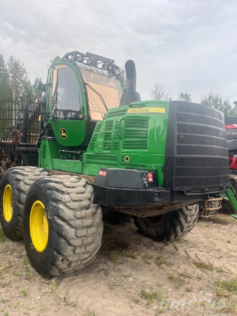 John Deere 1910G Форуардери