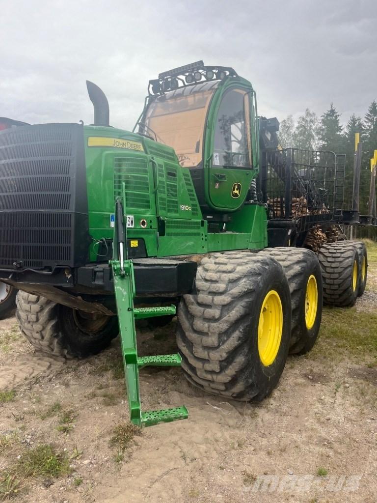 John Deere 1910G Форуардери