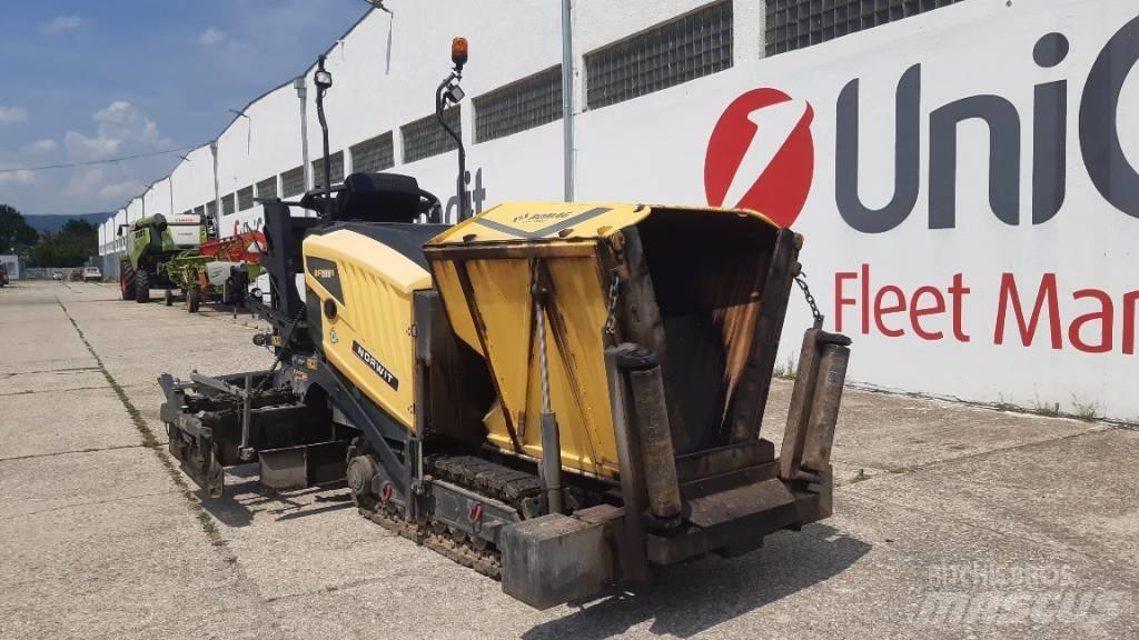 Bomag BF 200 C-2 Машини за асфалт