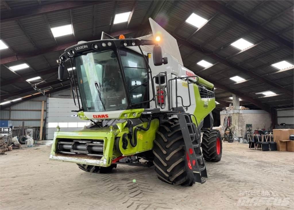 CLAAS Lexion 6700 Комбайни