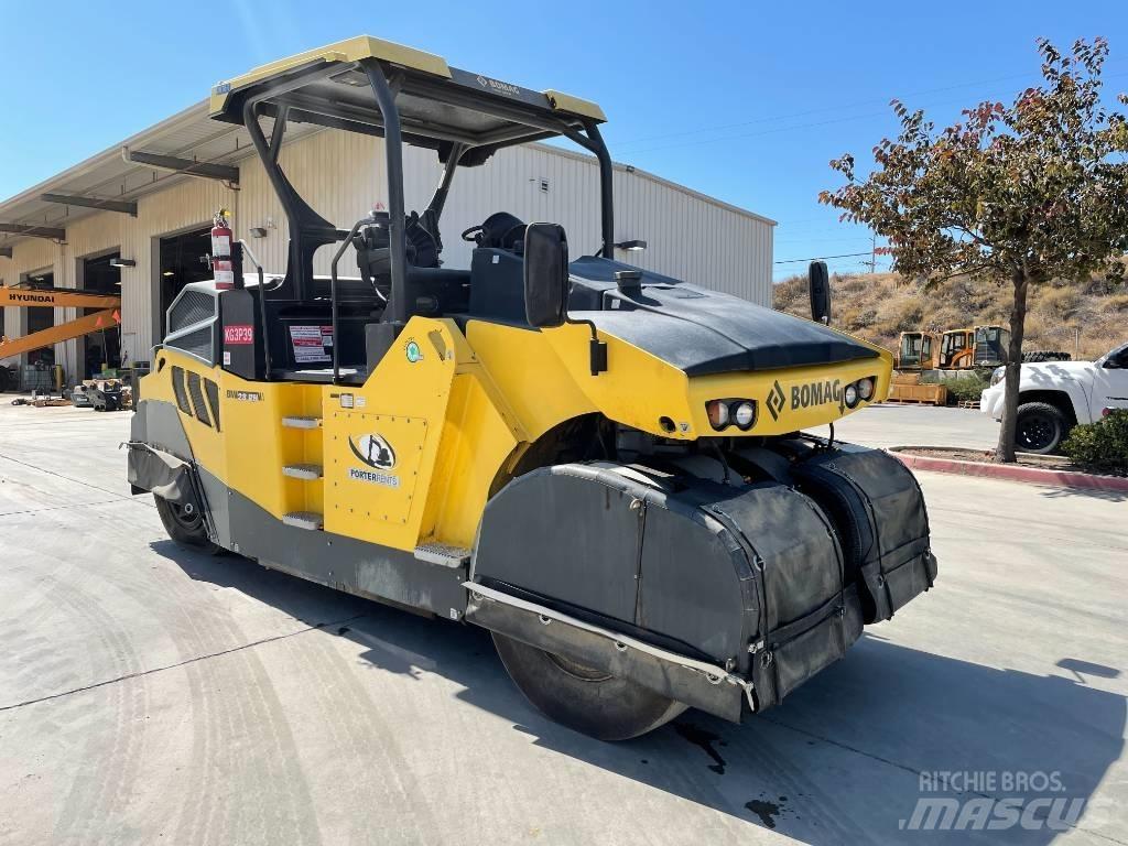 Bomag BW28RH Пневматични гумени  ролки
