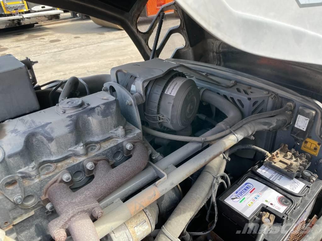 Hamm HD 10 VV Двойни барабанни ролки
