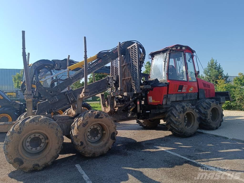 Komatsu KOMATSU 845 Форуардери