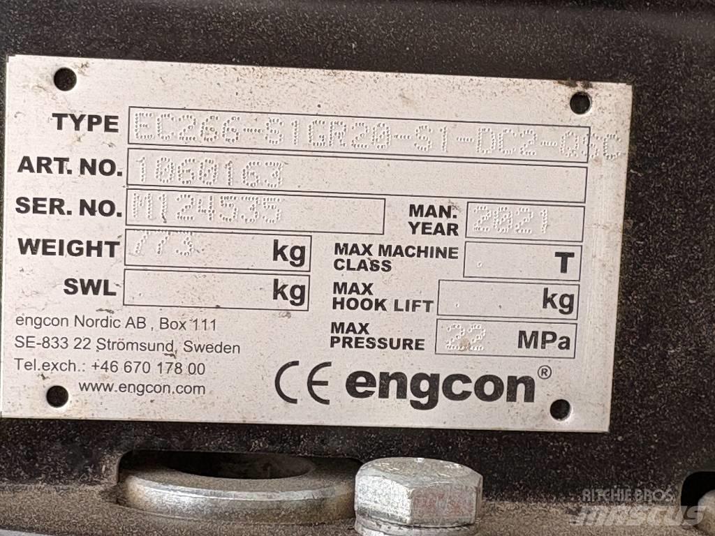 Hitachi ZX220W-7 2P Колесни екскаватори