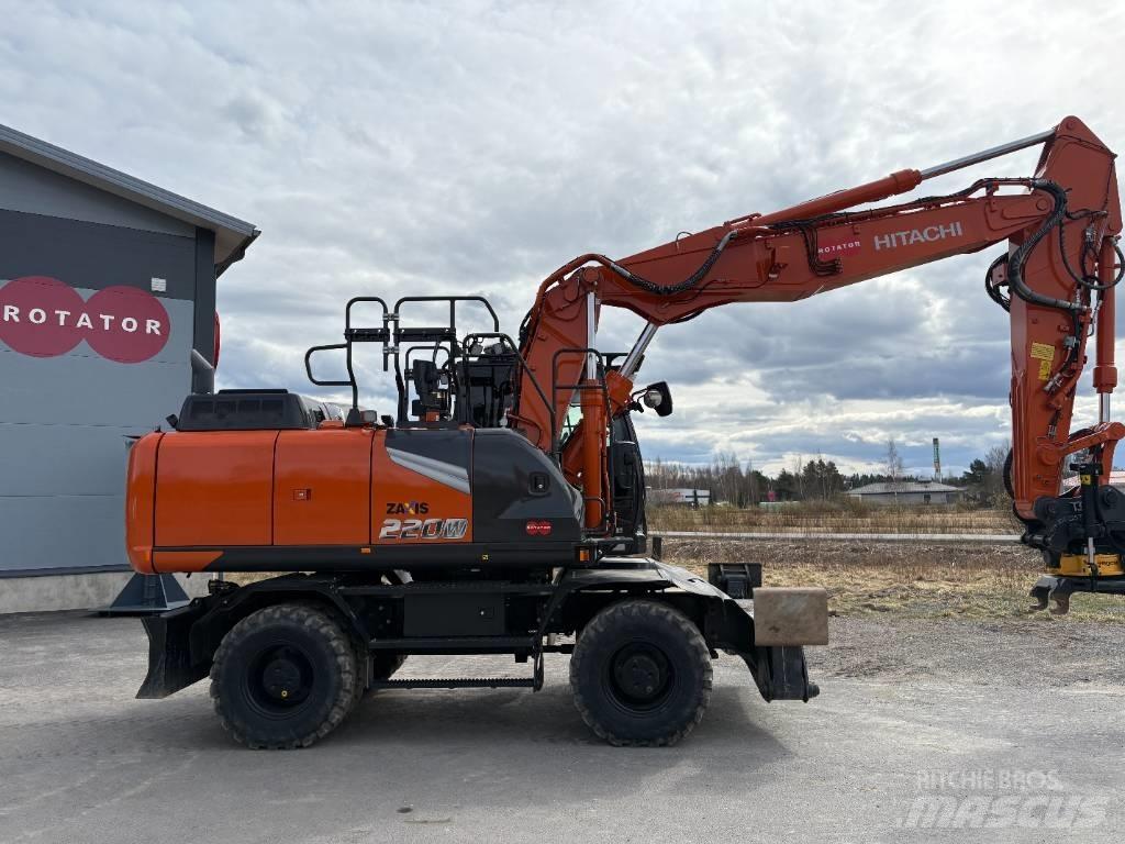 Hitachi ZX220W-7 2P Колесни екскаватори
