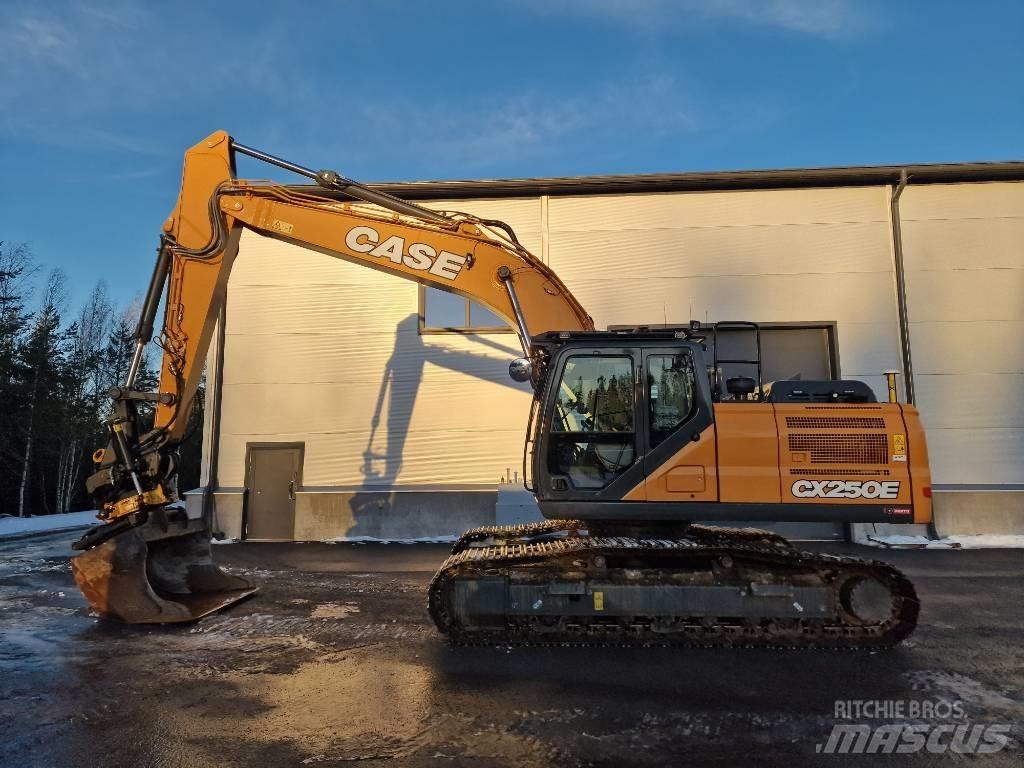 CASE CX250E Верижен екскаватор