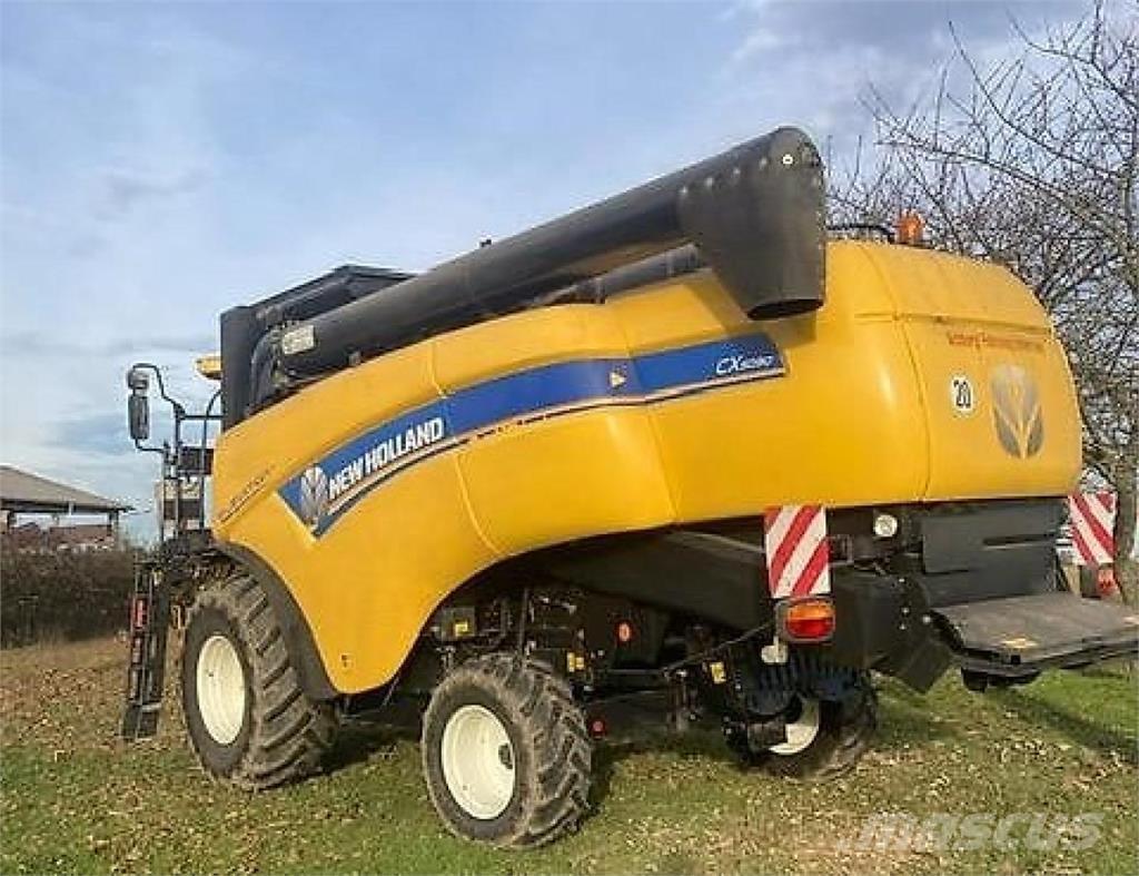 New Holland CX5090 Комбайни