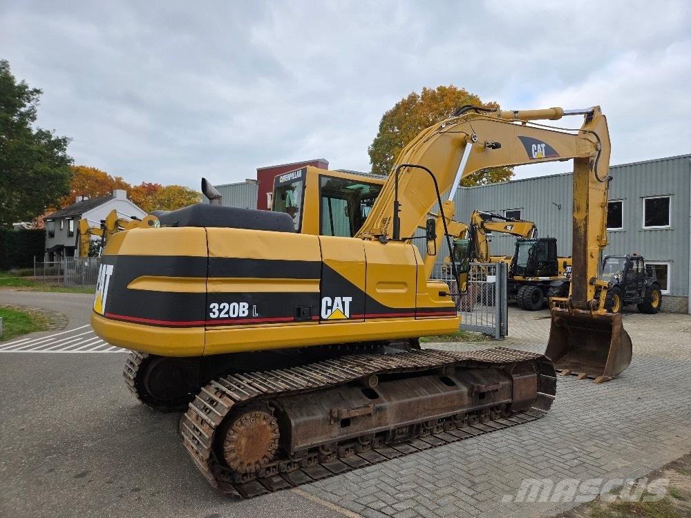 CAT 320BL Верижен екскаватор