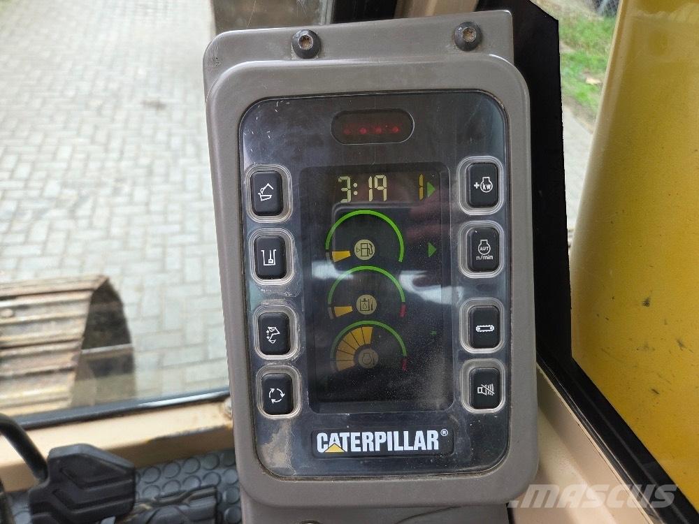 CAT 320BL Верижен екскаватор