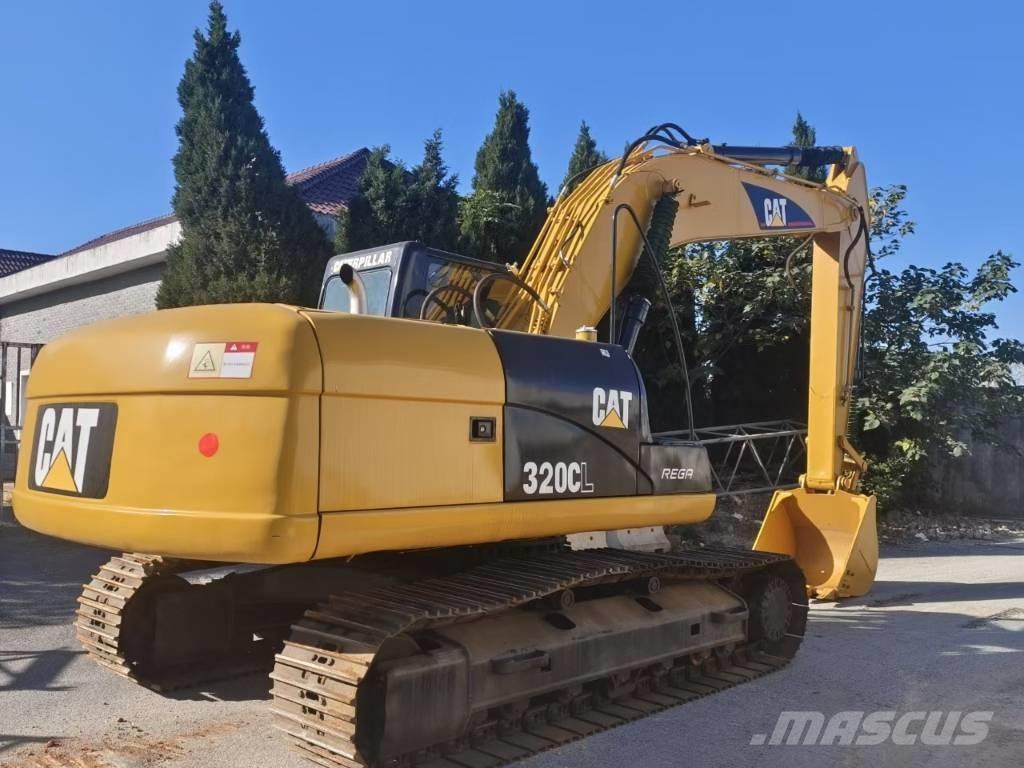 CAT 320 Верижен екскаватор