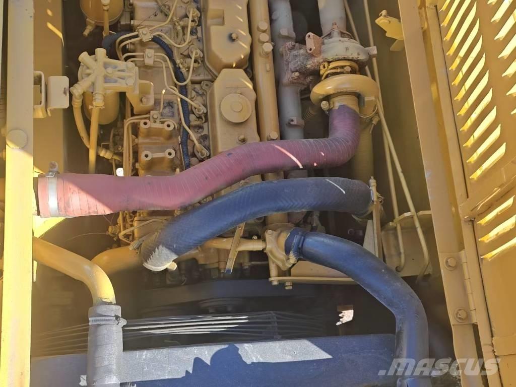 CAT 320 Верижен екскаватор