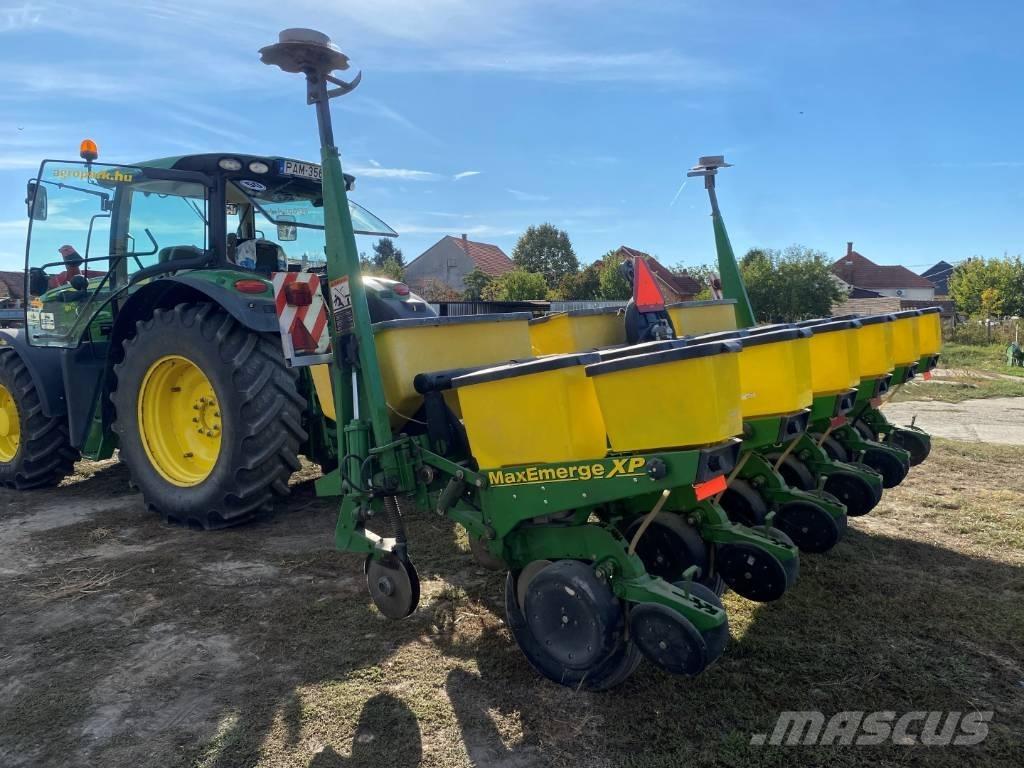 John Deere 1750 Сеялки