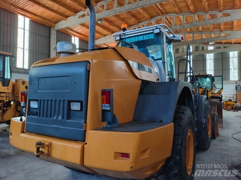 Liebherr 544 Колесни товарачи