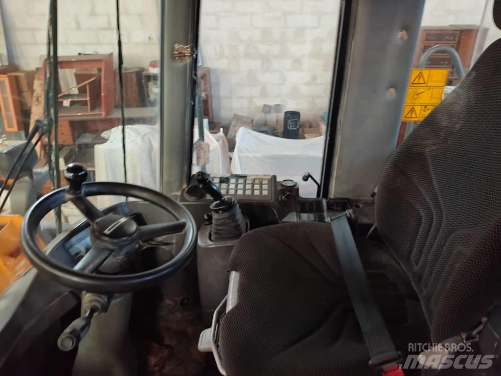 Liebherr 544 Колесни товарачи