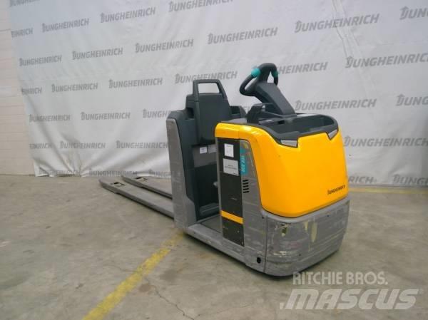 Jungheinrich ECE 225 Машини за комисиониране нископовдигачи