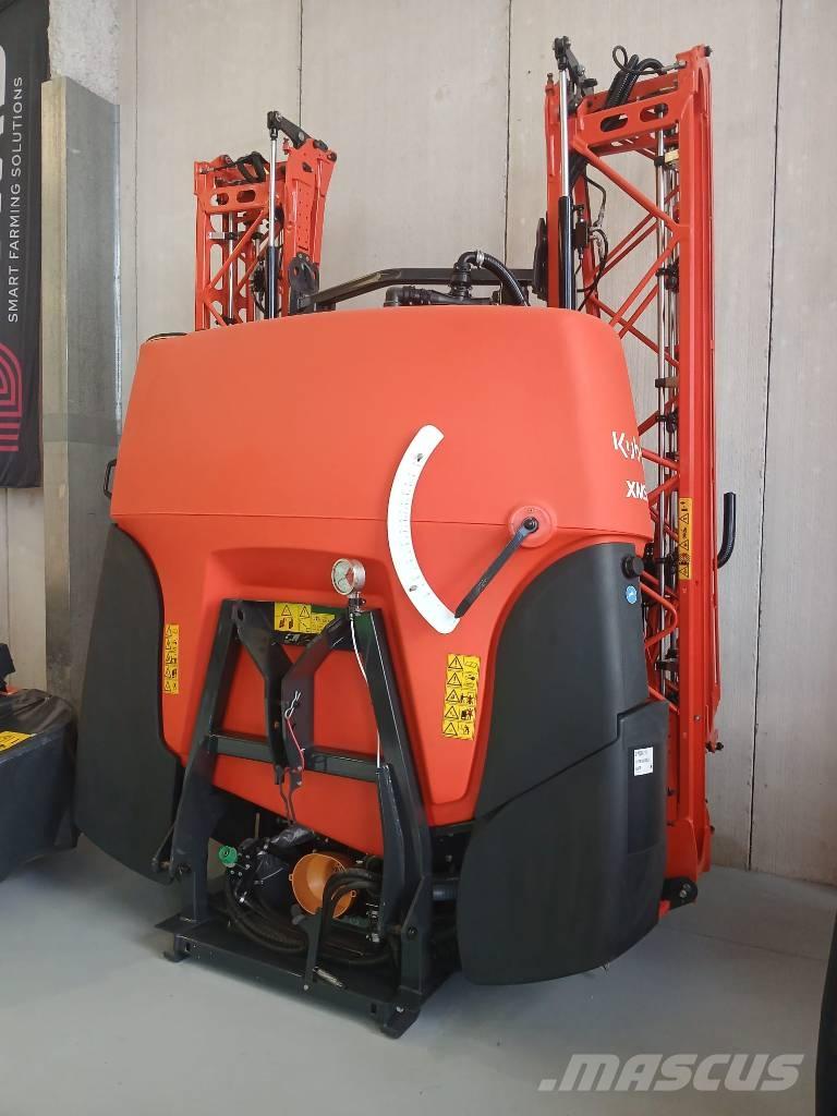 Kubota XMS112 Навесни пръскачки
