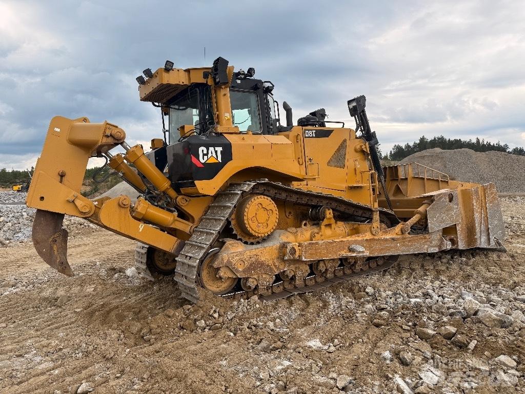 CAT D 8 T Верижни булдозери
