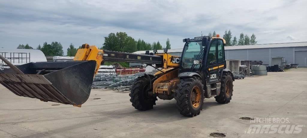JCB 532-70AGS Многофункционални товарачи